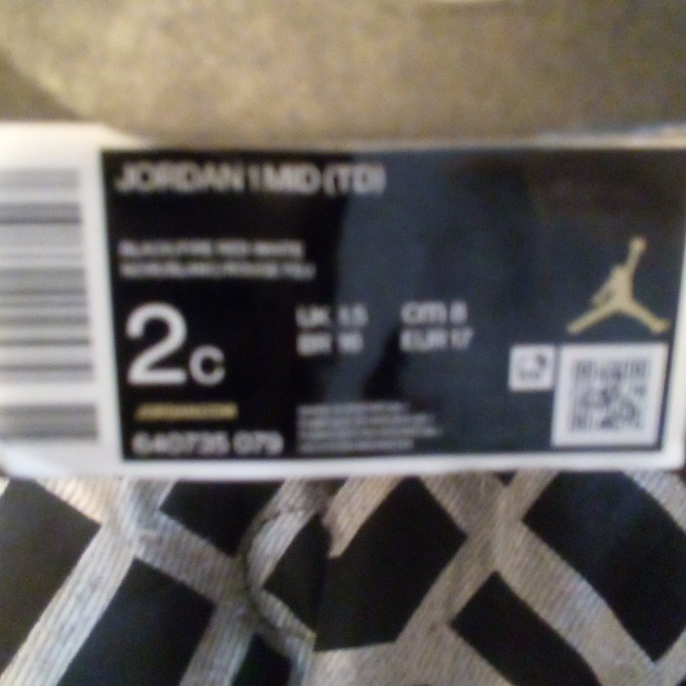 Jordan 2c - Picture 2 of 3